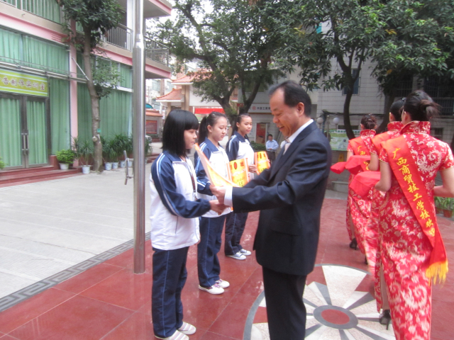 img_0027_编辑.jpg