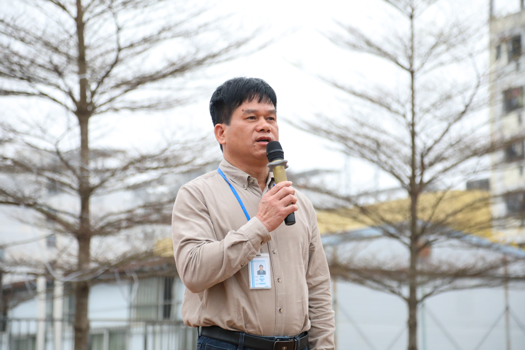 5d4b8710.jpg
