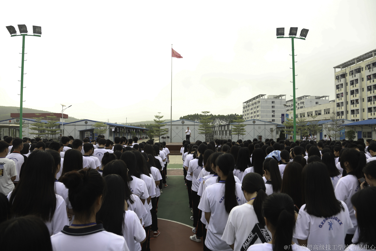 es1a8270.jpg es1a8270.jpg